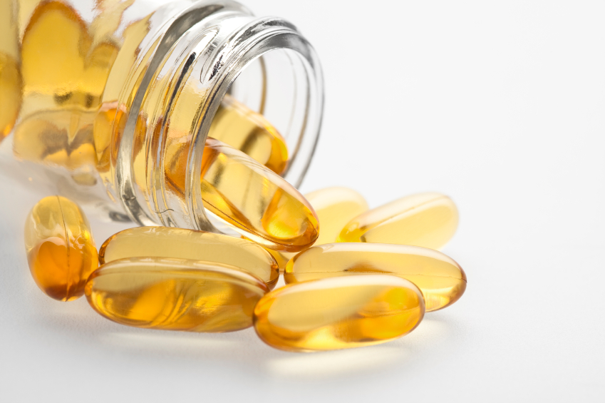 Sử dụng vitamin E là cách làm trắng da tay hi&ecirc;̣u quả
