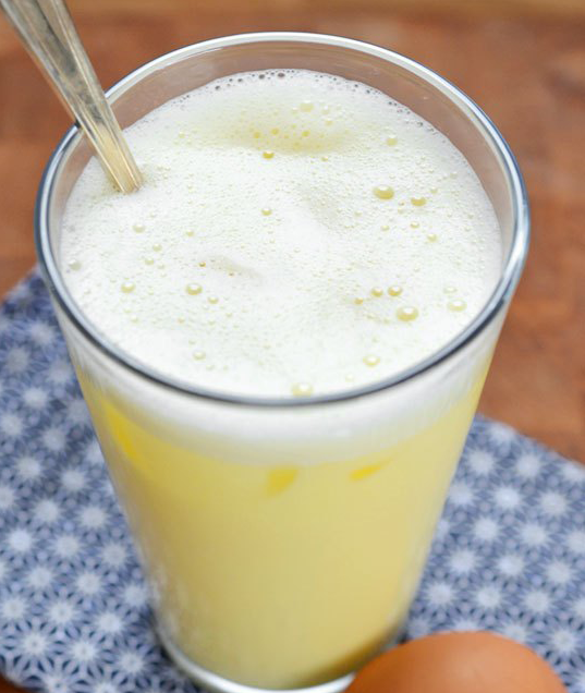 Soda sữa trứng là cách tăng cân với trứng gà vừa ngon miệng vừa bổ dưỡng