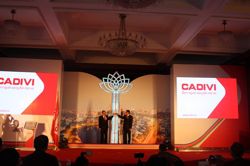 Công ty Cổ phần Dây cáp điện Việt Nam (CADIVI) đã kỷ niệm 40 năm thành lập, đón nhận Huân chương Lao động hạng Nhất lần thứ 2 và giới thiệu bộ nhận diện thương hiệu mới. Công ty Cổ phần Dây cáp điện Việt Nam (CADIVI) đã kỷ niệm 40 năm thành lập, đón nhận Huân chương Lao động hạng Nhất lần thứ 2 và giới thiệu bộ nhận diện thương hiệu mới.