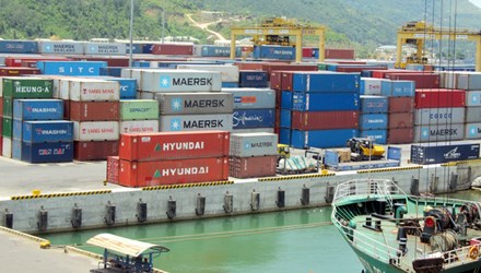 Quản l&yacute; thị trường ăn hối lộ tiếp tay cho tội phạm trộm h&agrave;ng từ container