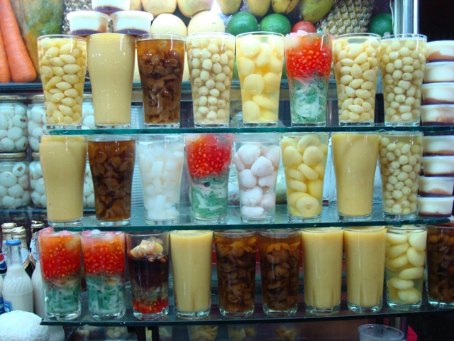 Dễ sinh bệnh v&igrave; đồ uống giải kh&aacute;t vỉa h&egrave;