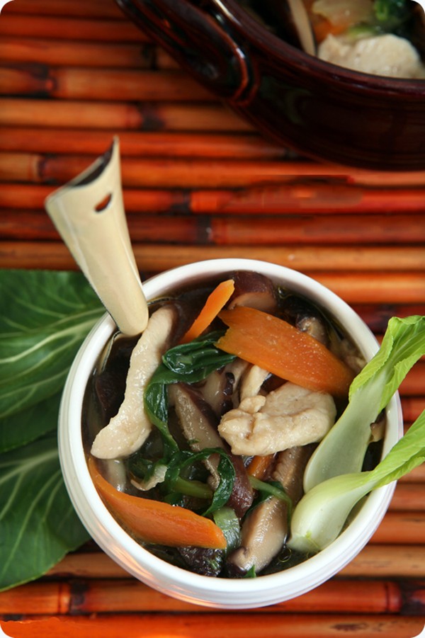 C&aacute;ch chế biến canh nấm thịt b&ograve;