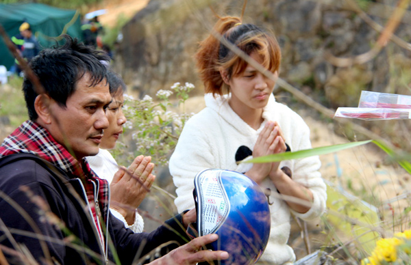 sập hầm đa d&acirc;ng