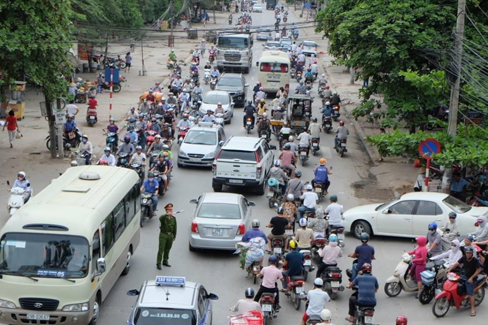 Cầu vượt viện K sau t&acirc;m thư gửi Bộ trưởng Đinh La Thăng