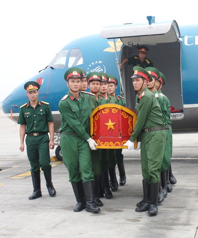 Sẽ c&oacute; 4 chuy&ecirc;n cơ vận chuyển linh cữu Đại tướng V&otilde; Nguy&ecirc;n Gi&aacute;p