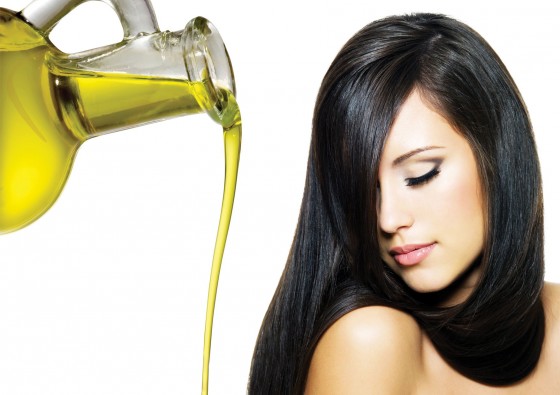 Chăm s&oacute;c t&oacute;c m&ugrave;a đ&ocirc;ng với tinh dầu