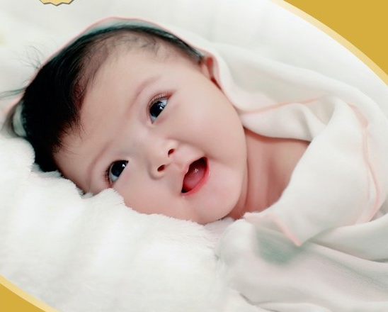 Chọn mua chăn quấn cho trẻ sơ sinh tốt thoải m&aacute;i