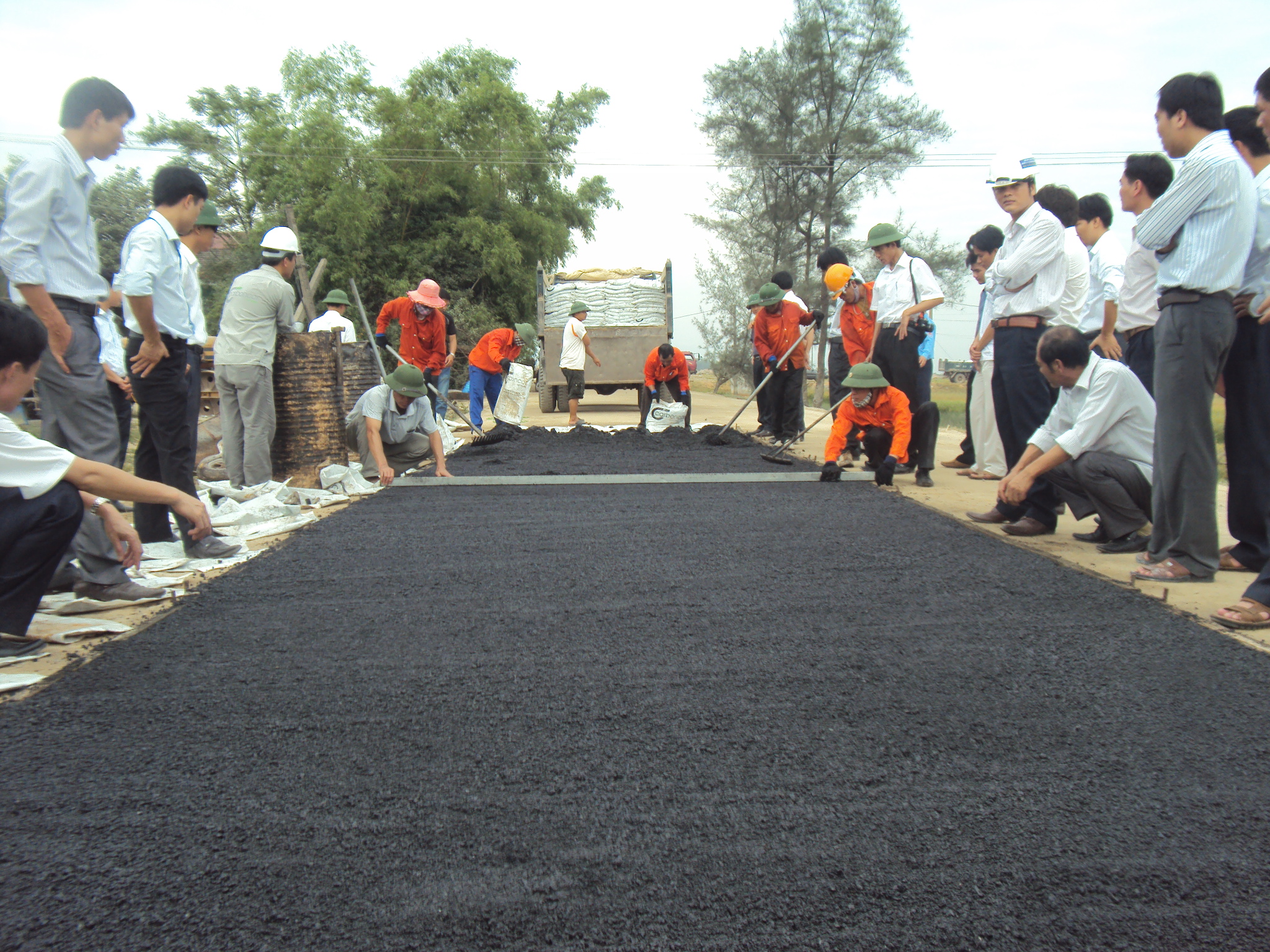 Carboncor Asphalt: Vật liệu rải đường mới