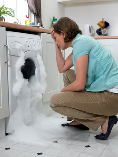 Sử dụng liều lượng x&agrave; ph&ograve;ng th&iacute;ch hợp sẽ gi&uacute;p k&eacute;o d&agrave;i tuổi thọ của m&aacute;y m&oacute;c v&agrave; quần &aacute;o