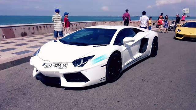 Đại gia Cường Đ&ocirc; La đem si&ecirc;u xe 15 tỷ đi 'phượt' Vũng T&agrave;u
