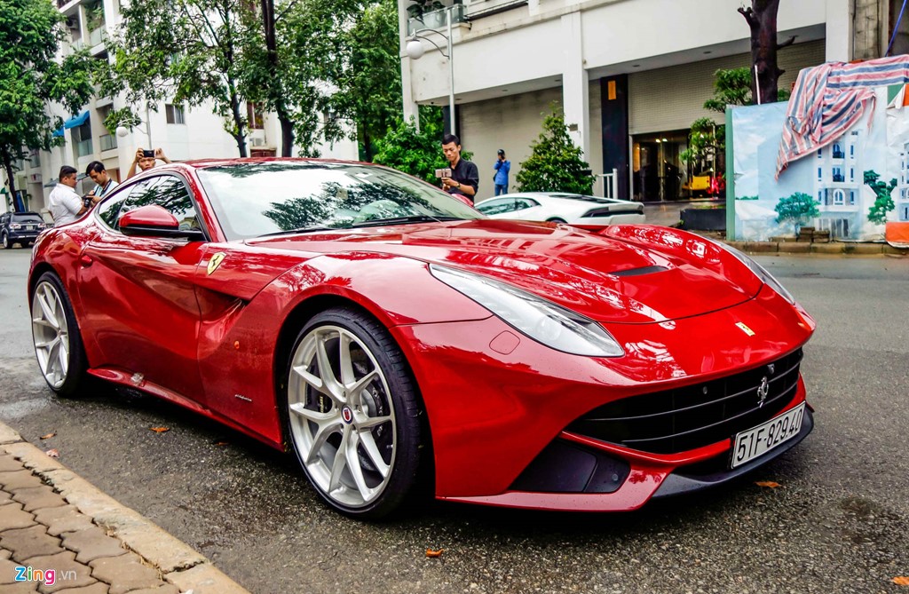 Cường Đ&ocirc; la b&aacute;n McLaren 570S để tậu Ferrari F12 Berlinetta độ độc nhất Việt Nam 