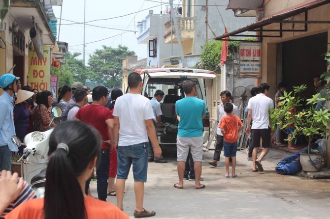 Khu tập thể nơi xảy ra vụ c&ocirc;ng an x&atilde; ch&eacute;m người