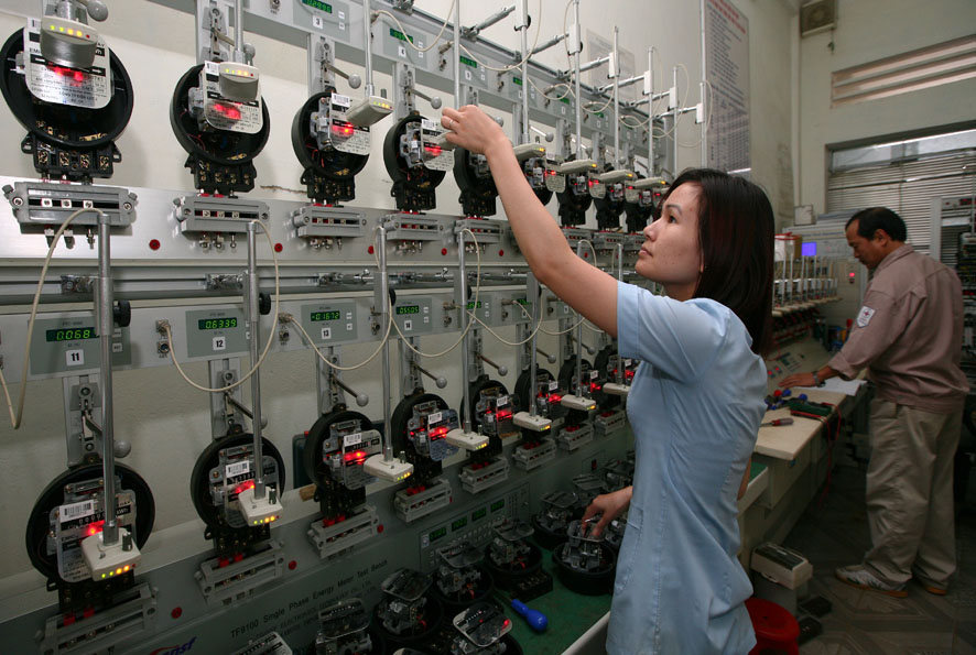 Chi cục Ti&ecirc;u chuẩn Đo lường Chất lượng Đồng Th&aacute;p tăng cường kiểm định thiết bị