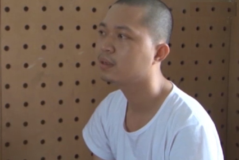 Nh&acirc;n vi&ecirc;n c&ocirc;ng ty dược 