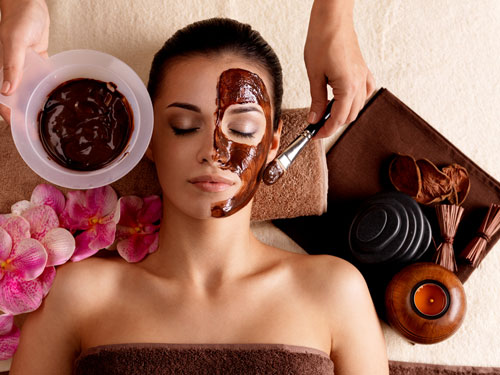 L&agrave;m đẹp bằng socola gi&uacute;p nu&ocirc;i dưỡng l&agrave;n da kh&ocirc; hiệu quả v&agrave;o m&ugrave;a đ&ocirc;ng