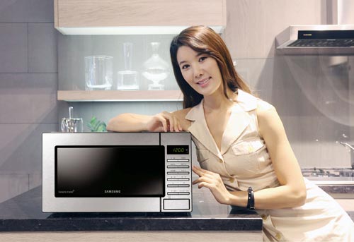 Chọn mua l&ograve; vi s&oacute;ng đ&uacute;ng c&aacute;ch sẽ tiết kiệm, an to&agrave;n