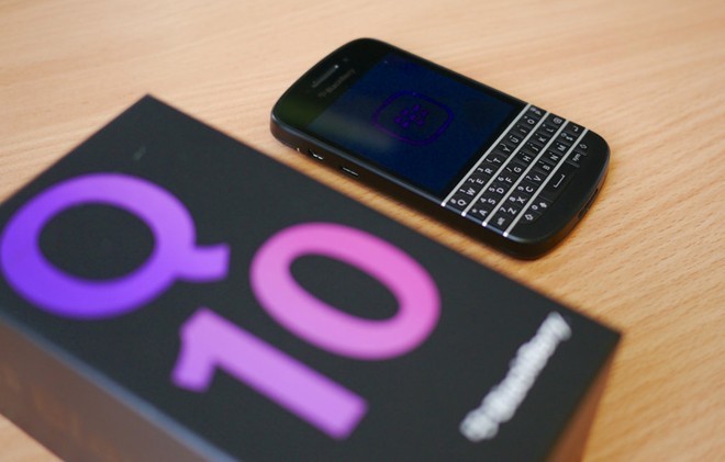 BlackBerry Q10 c&oacute; mặt trong danh s&aacute;ch những smartphone giảm gi&aacute; nhiều nhất