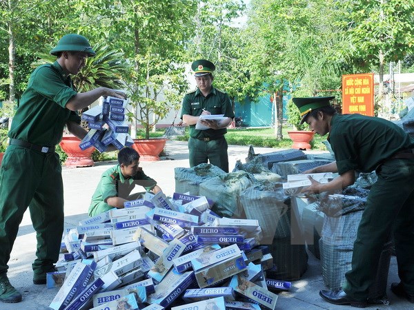 Bu&ocirc;n lậu tr&ecirc;n c&aacute;c tuyến diễn biến phức tạp, lực lượng chức năng thu khối lượng lớn h&agrave;ng h&oacute;a từ bu&ocirc;n lậu