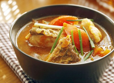 M&oacute;n canh c&aacute; nấu chua gi&uacute;p giải ng&aacute;n sau Tết ai cũng m&ecirc;