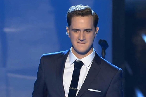 Th&iacute; sinh Joe Irvine của chương tr&igrave;nh X-Factor đau l&ograve;ng khi bị chỉ tr&iacute;ch nặng nề v&agrave; sắp ph&aacute;t kh&oacute;c