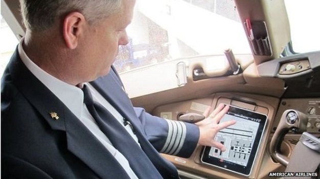 H&atilde;ng h&agrave;ng kh&ocirc;ng American Airlines ho&atilde;n chuyến bay do lỗi phần mềm ứng dụng tr&ecirc;n Ipad 