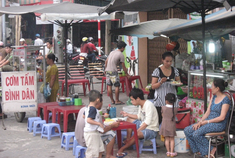 Cơm b&igrave;nh d&acirc;n gi&aacute; rẻ c&oacute; chắc an to&agrave;n