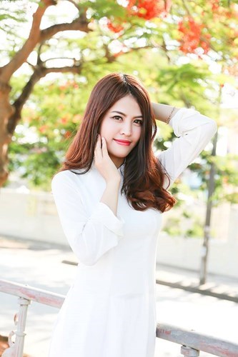 Trong giảng dạy, c&ocirc; gi&aacute;o V&acirc;n quan niệm kh&ocirc;ng n&ecirc;n qu&aacute; cứng nhắc, nghi&ecirc;m khắc với học sinh