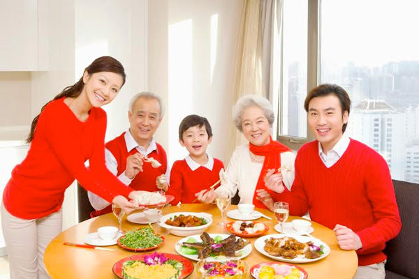 Chăm s&oacute;c xương khớp đ&uacute;ng c&aacute;ch để lu&ocirc;n khỏe mạnh trong dịp Tết