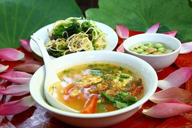 Nhiều nơi người d&acirc;n kh&ocirc;ng chuộng m&oacute;n ăn chay c&oacute; h&igrave;nh thức m&oacute;n ăn mặn