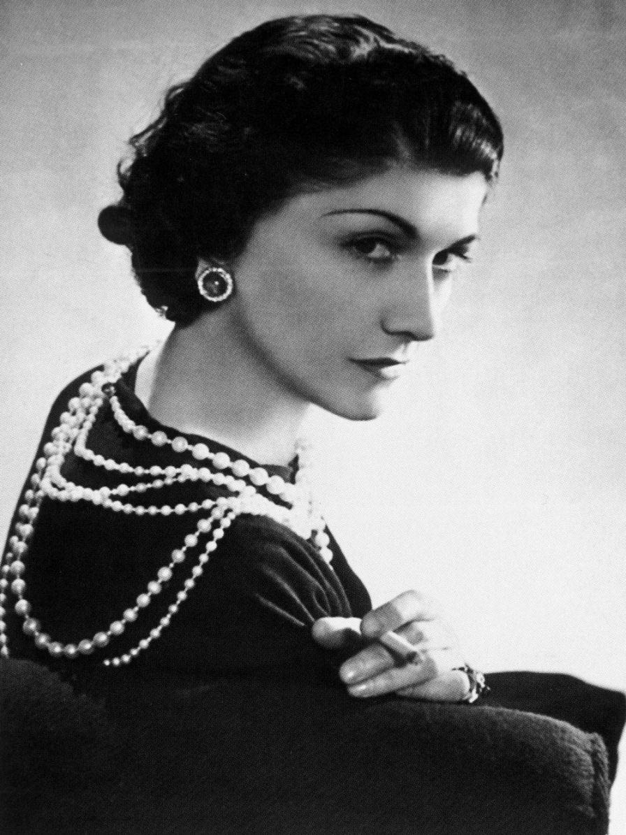 b&agrave; ho&agrave;ng thời trang coco chanel 2