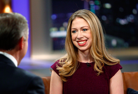 Con g&aacute;i Tổng thống Bill Clinton &ndash; Chelsea Clinton cũng từng nhận được lời cầu h&ocirc;n suốt nhiều năm với qu&agrave; cưới l&agrave; một đ&agrave;n gia s&uacute;c