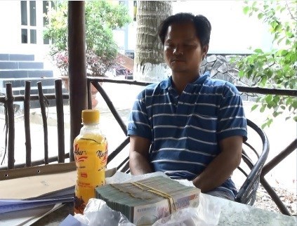Nhiều &yacute; kiến cho rằng T&acirc;n Hiệp Ph&aacute;t qu&aacute; vội v&agrave;ng khi h&igrave;nh sự h&oacute;a mối quan hệ với  người ph&aacute;t hiện chai nước ngọt c&oacute; ruồi