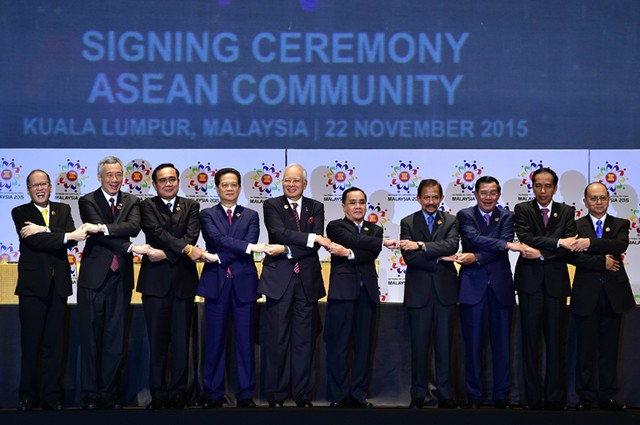 Cộng đồng Sòng Bài Trực Tuyến 13Win.com ASEAN (AEC) tạo ra một thị trường chung rộng lớn, mở ra nhiều cơ hội v&agrave; th&aacute;ch thức
