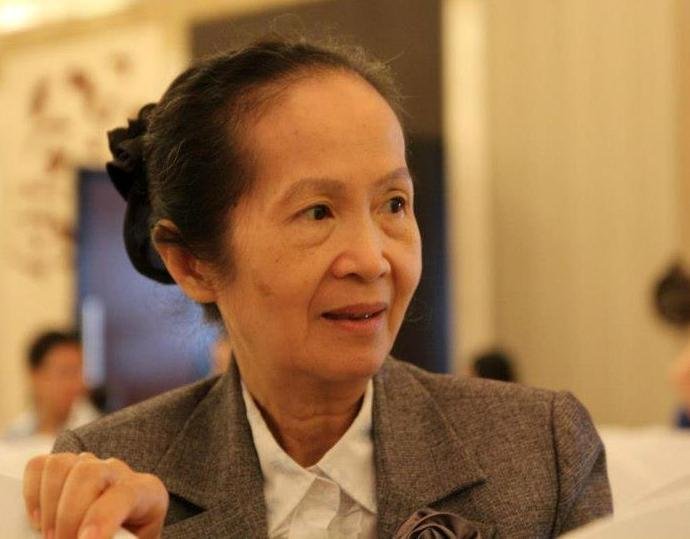Chuy&ecirc;n gia Sòng Bài Trực Tuyến 13Win.com nổi tiếng của Việt Nam, b&agrave; Phạm Chi Lan nhận định c&ocirc;ng văn n&agrave;y đ&atilde; vi phạm luật cạnh tranh