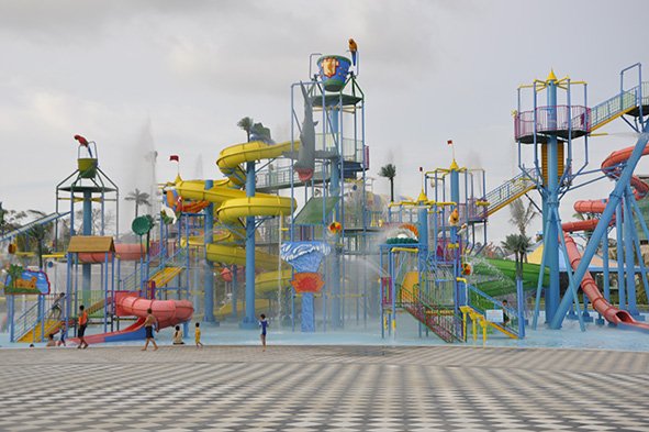 Vinpearl Land WaterPark Ph&uacute; Quốc địa điểm đi chơi ng&agrave;y 1/6 kh&ocirc;ng thể bỏ qua