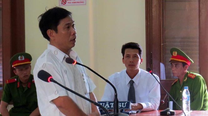 Vụ c&ocirc;ng an d&ugrave;ng nhục h&igrave;nh, đ&igrave;nh chỉ c&ocirc;ng t&aacute;c, C&ocirc;ng an TP Tuy H&ograve;a