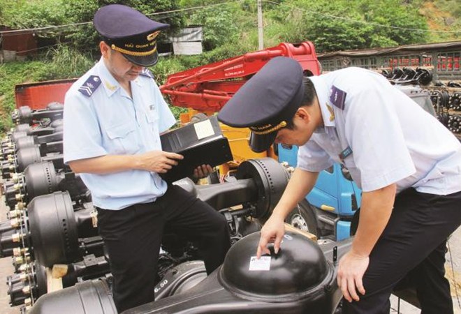 Th&ocirc;ng tư số 23/2015/TT - BKHCN thay thế Th&ocirc;ng tư số 20/2014 quy định việc nhập khẩu m&aacute;y m&oacute;c, thiết bị, d&acirc;y chuyền c&ocirc;ng nghệ đ&atilde; qua sử dụng.