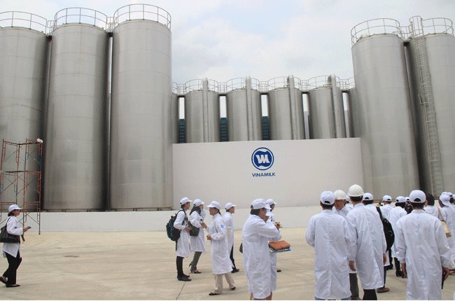 Một góc nhà máy sữa hàng đầu khu vực của Vinamilk Một góc nhà máy sữa hàng đầu khu vực của Vinamilk
