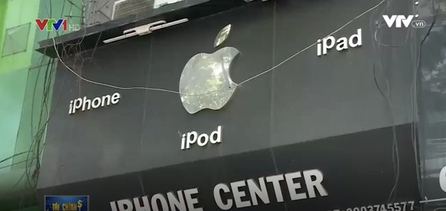  Apple sẽ &aacute;p dụng những ch&iacute;nh s&aacute;ch quyết liệt hơn trong việc xử l&yacute; t&igrave;nh trạng c&aacute;c cửa h&agrave;ng tại Việt Nam treo logo Apple. Ảnh: VTV