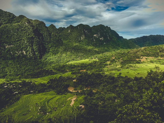 Ba Khan - Thi&ecirc;n đường du lịch bị l&atilde;ng qu&ecirc;n
