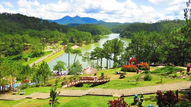 kinh nghiệm du lịch Đ&agrave; Lạt gi&aacute; rẻ m&ugrave;a thu n&agrave;y