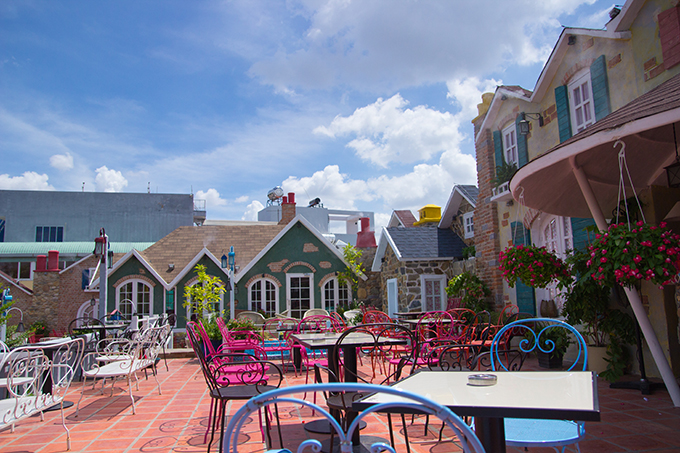 Qu&aacute;n cafe chụp ảnh cưới ở H&agrave; Nội, S&agrave;i G&ograve;n cực đẹp