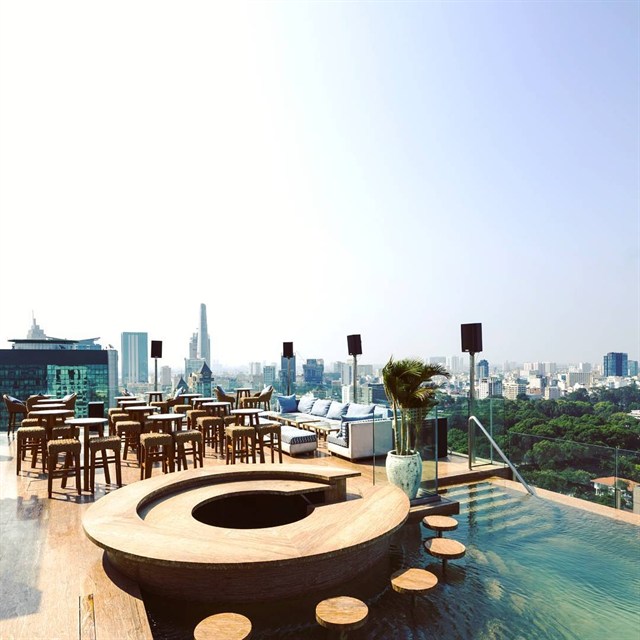 10 qu&aacute;n caf&eacute; tr&ecirc;n cao l&agrave;m nức l&ograve;ng giới trẻ H&agrave; Nội, S&agrave;i G&ograve;n