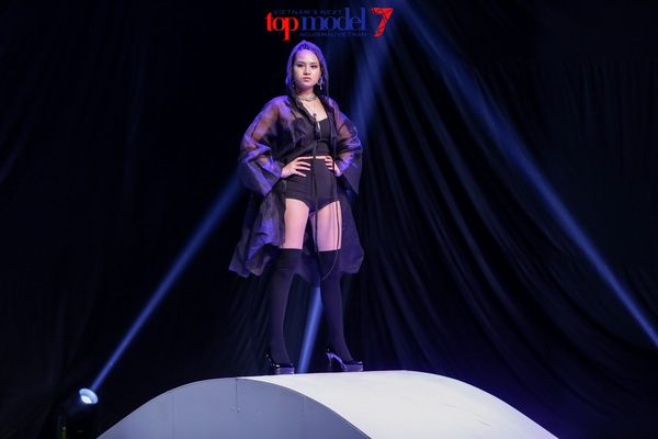VietNam's Next Top Model tập 9