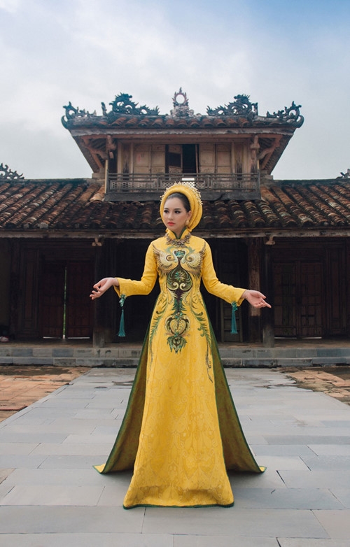 Sao Việt: Vợ Duy Nhân tái xuất làm mẫu ảnh với vẻ kiêu sa 'hút hồn' 