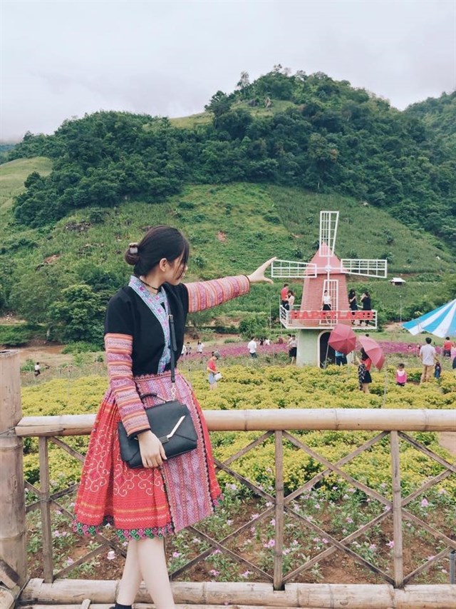 Du lịch Mộc Ch&acirc;u, đừng bỏ lỡ khu vui chơi HappyLand