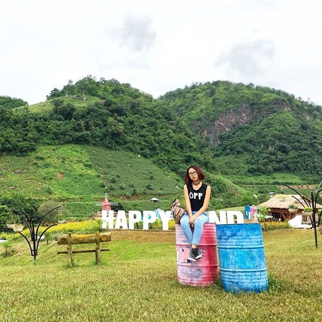 Du lịch Mộc Ch&acirc;u, đừng bỏ lỡ khu vui chơi HappyLand