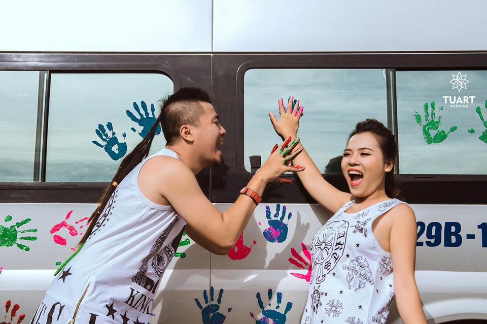 C&ugrave;ng kh&aacute;m ph&aacute; bộ ảnh cưới độc đ&aacute;o &lsquo;Ch&agrave;ng ơi m&igrave;nh đi đ&acirc;u thế&rsquo;