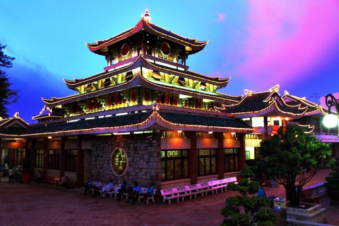 M&ugrave;a nước nổi ở Ch&acirc;u Đốc k&eacute;o d&agrave;i từ 8 đến th&aacute;ng 11, l&agrave; thời điểm th&iacute;ch hợp cho một chuyến đi du lịch đầy mới mẻ. Sau đ&acirc;y l&agrave; những kinh nghiệm du lịch Ch&acirc;u Đốc m&ugrave;a nước nổi v&ocirc; c&ugrave;ng hữu &iacute;ch với bạn.