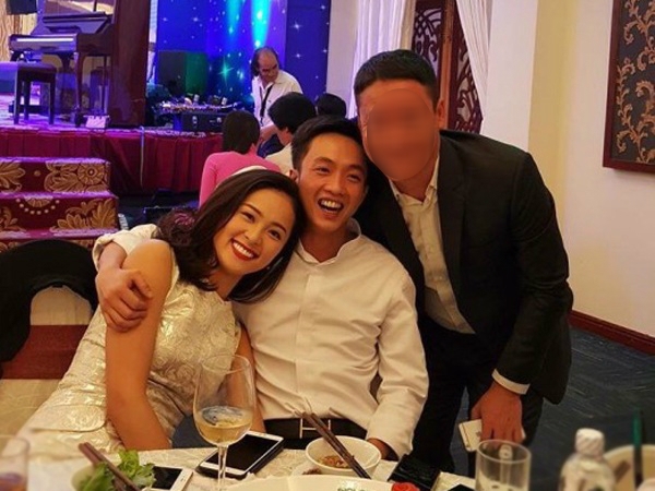 Hạ Vi l&ecirc;n tiếng về tin đồn được Cường Đ&ocirc; la tặng trang sức tiền tỷ